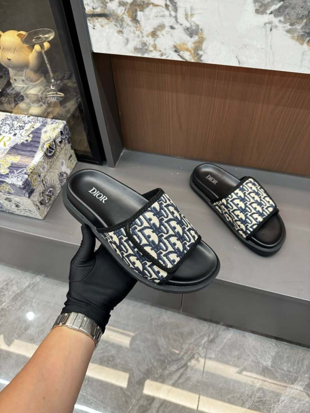 Christian Dior Aqua Sandal Dior Oblique Black and Beige Jacquard Slide - Picture 3 of 6